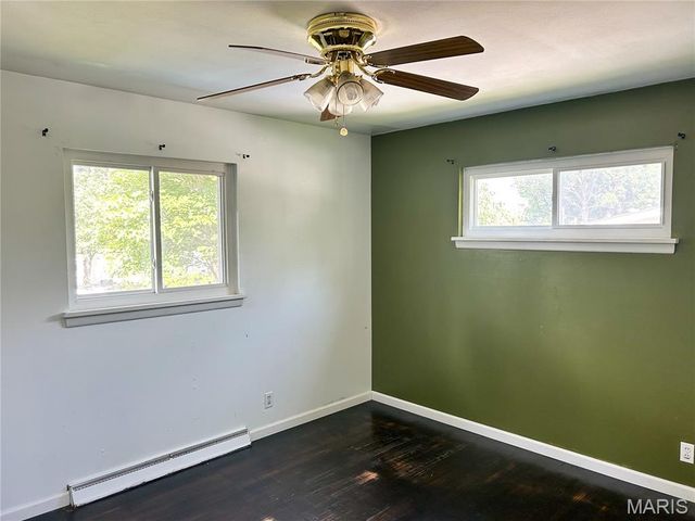 155 Martigney Drive, St Louis, MO 63129