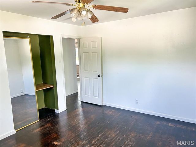155 Martigney Drive, St Louis, MO 63129