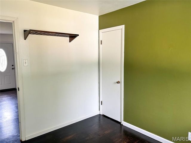 155 Martigney Drive, St Louis, MO 63129