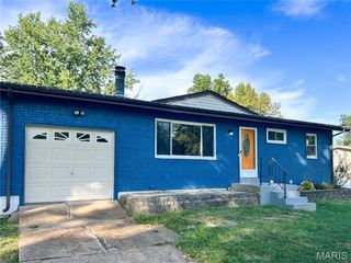 155 Martigney Drive, St Louis, MO 63129