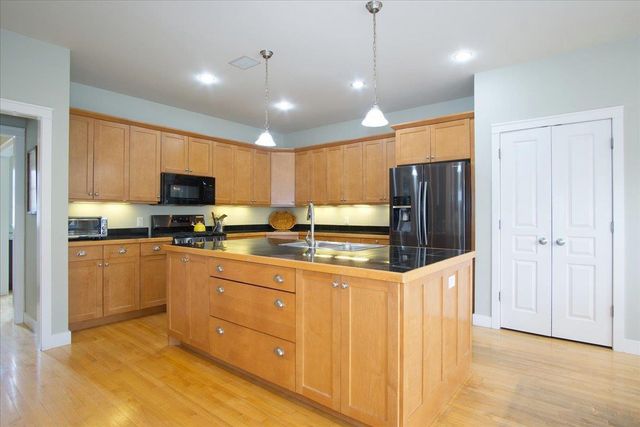 1600 Kohler Court, Waunakee, WI 53597