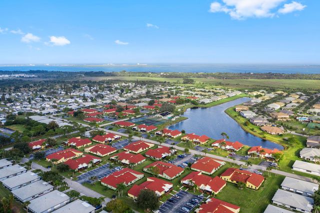 1767 S Dovetail Drive R, Fort Pierce, FL 34982