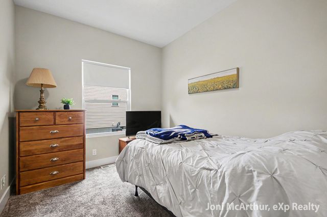 2670 Eagle Ridge, Muskegon, MI 49444