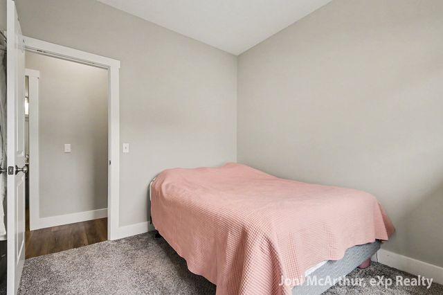 2670 Eagle Ridge, Muskegon, MI 49444