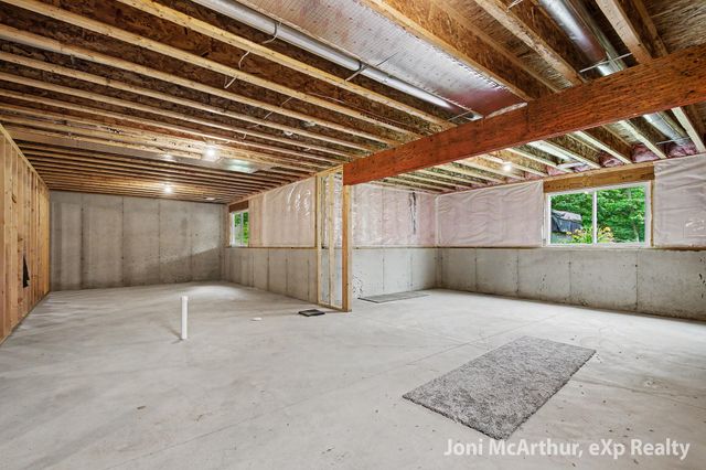 2670 Eagle Ridge, Muskegon, MI 49444