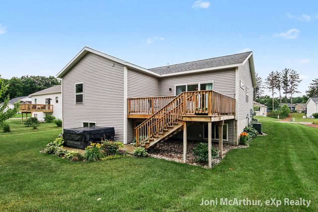 2670 Eagle Ridge, Muskegon, MI 49444