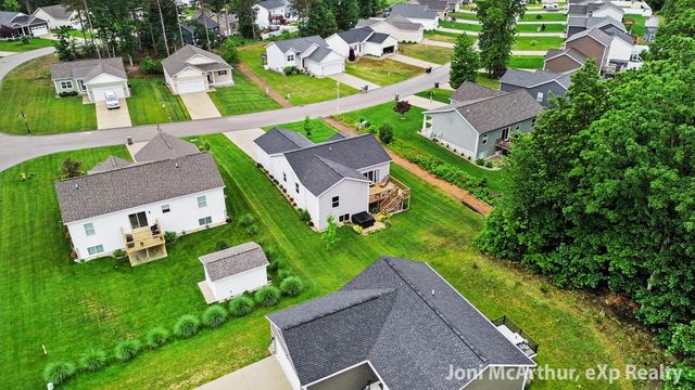 2670 Eagle Ridge, Muskegon, MI 49444