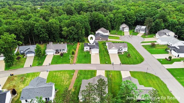 2670 Eagle Ridge, Muskegon, MI 49444
