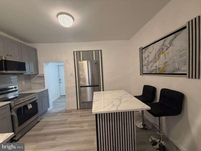 652 N YEWDALL ST, Philadelphia, PA 19131