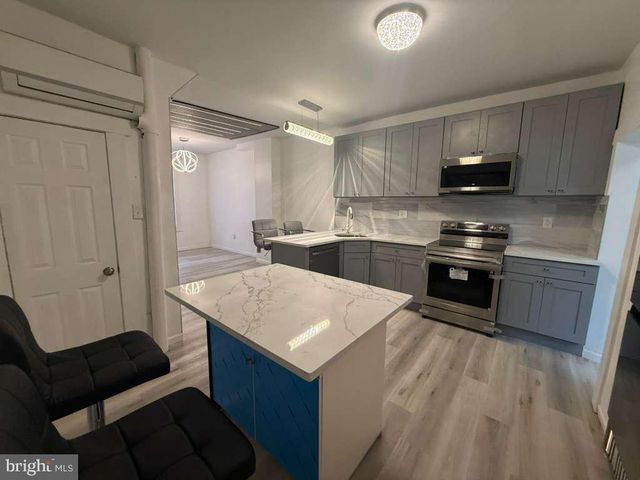 652 N YEWDALL ST, Philadelphia, PA 19131