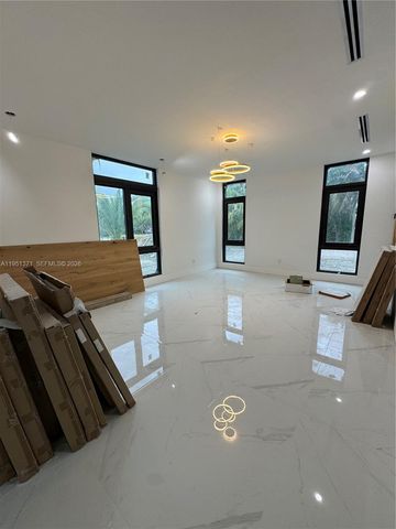 6190 SW 128th St, Pinecrest, FL 33156