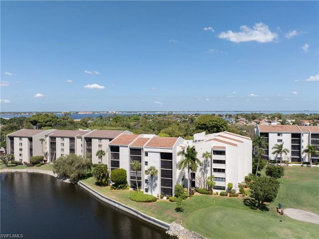 4160 Steamboat BEND E 302, Fort Myers, FL 33919