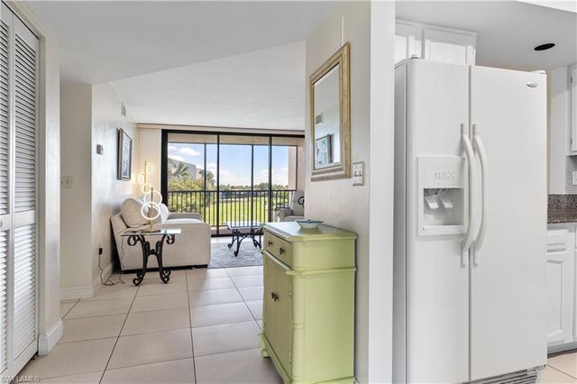 4160 Steamboat BEND E 302, Fort Myers, FL 33919