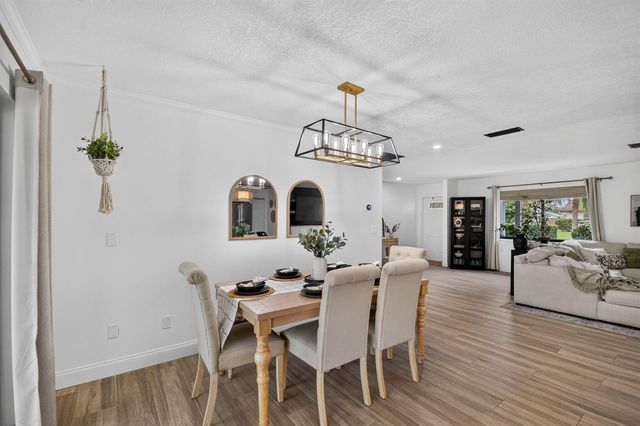 110 W Coconut Drive, Lake Worth, FL 33467