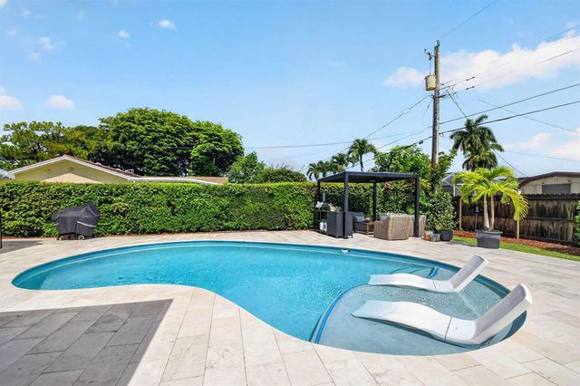 110 W Coconut Drive, Lake Worth, FL 33467