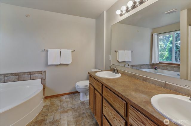 6932 Prosik Lane SW, Olympia, WA 98512