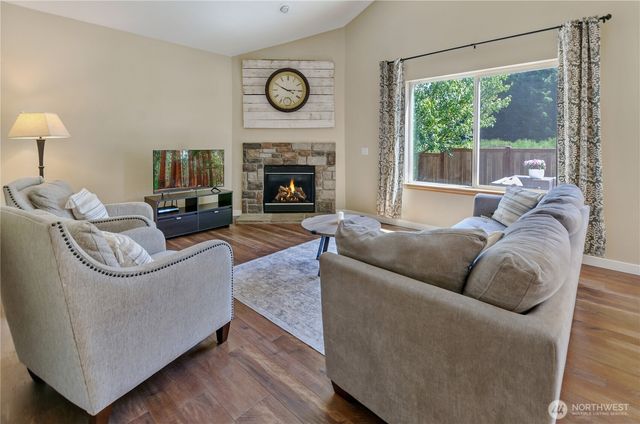 6932 Prosik Lane SW, Olympia, WA 98512