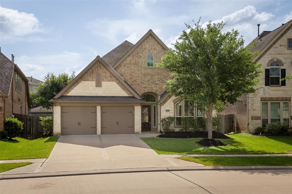 1846 Majestic Falls Lane, Richmond, TX 77469