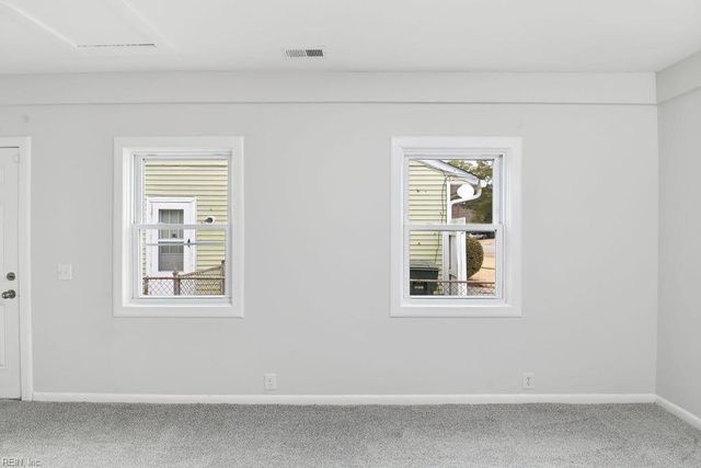 5364 Hanyen DR, Norfolk, VA 23502