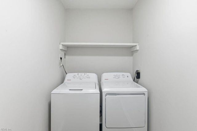 5364 Hanyen DR, Norfolk, VA 23502