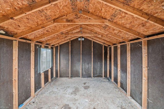 5364 Hanyen DR, Norfolk, VA 23502