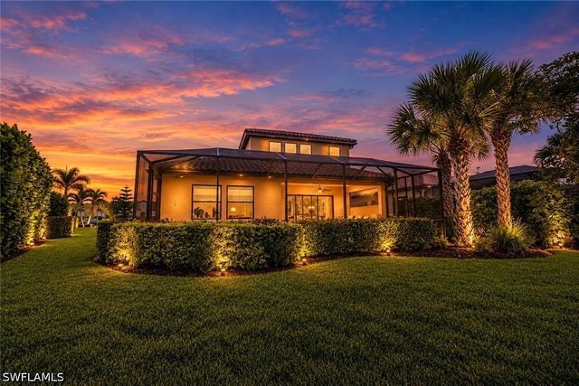 1940 Mustique ST, Naples, FL 34120