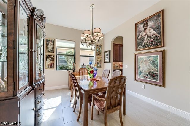 1940 Mustique ST, Naples, FL 34120