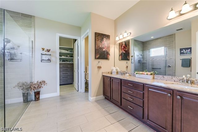 1940 Mustique ST, Naples, FL 34120