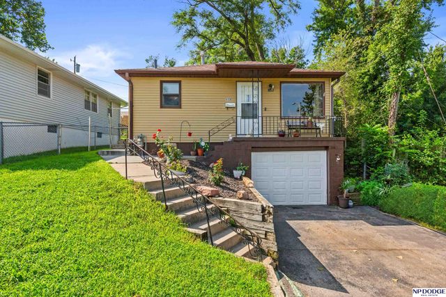 4129 Fort Street, Omaha, NE 68111