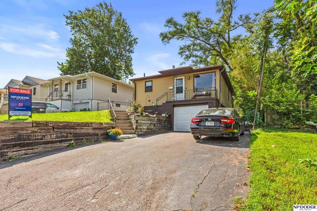 4129 Fort Street, Omaha, NE 68111
