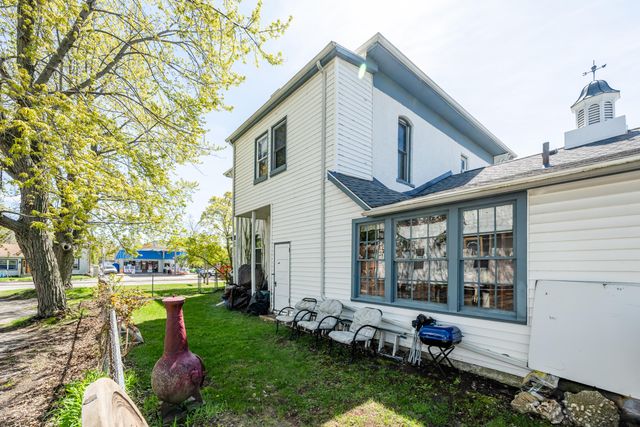 922 Main Street, St. Joseph, MI 49085