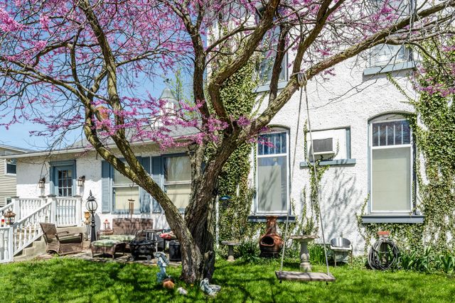 922 Main Street, St. Joseph, MI 49085