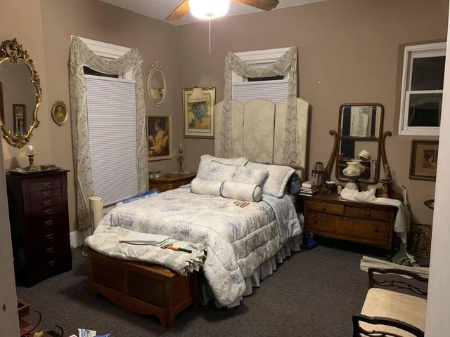 922 Main Street, St. Joseph, MI 49085