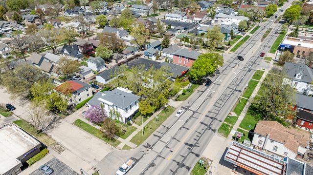 922 Main Street, St. Joseph, MI 49085