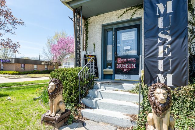 922 Main Street, St. Joseph, MI 49085