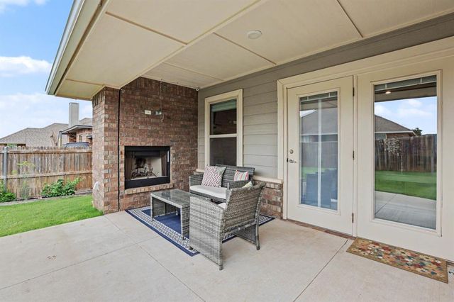 6124 Oxnard Street, Edmond, OK 73034