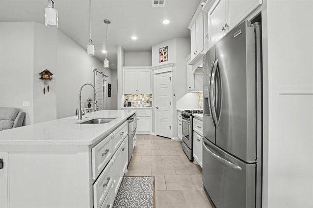 6124 Oxnard Street, Edmond, OK 73034