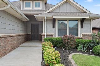 6124 Oxnard Street, Edmond, OK 73034