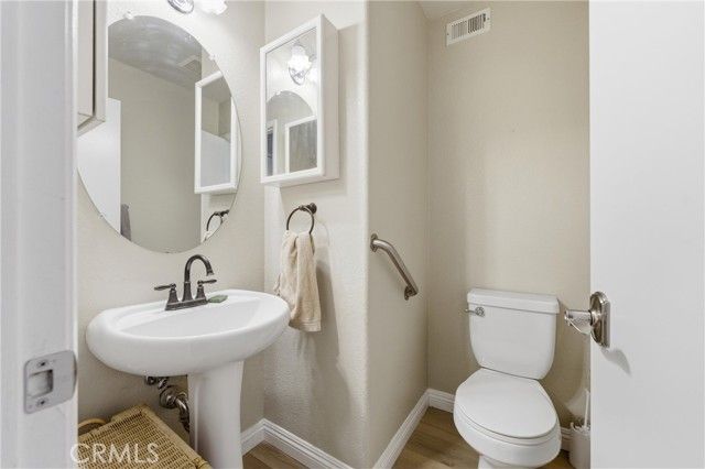 1542 Torbay Court, Lancaster, CA 93534