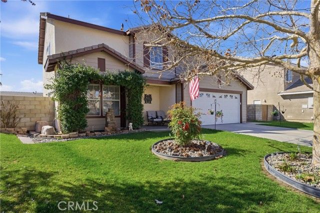 1542 Torbay Court, Lancaster, CA 93534