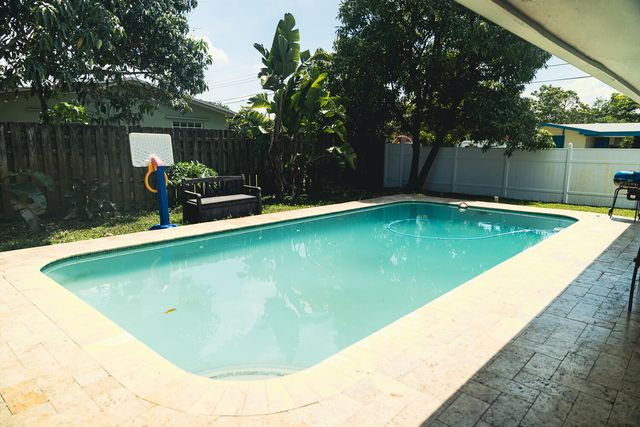 7210 NW 22nd Street, Sunrise, FL 33313
