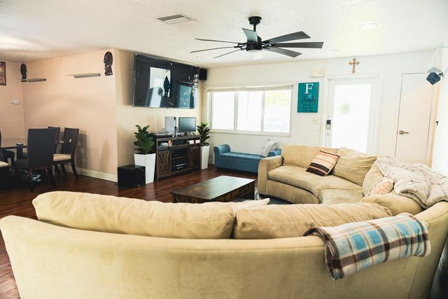 7210 NW 22nd Street, Sunrise, FL 33313