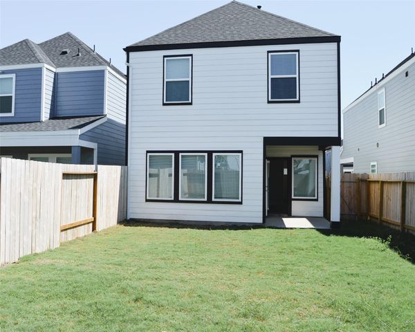 10212 Berkeley Springs Trail Trail, Houston, TX 77051