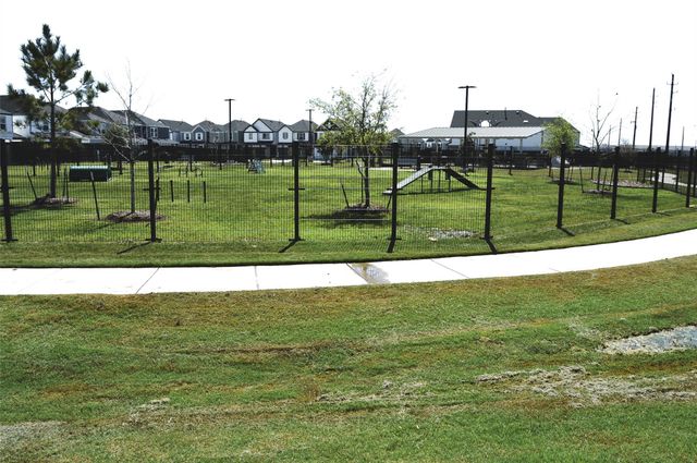 10212 Berkeley Springs Trail Trail, Houston, TX 77051