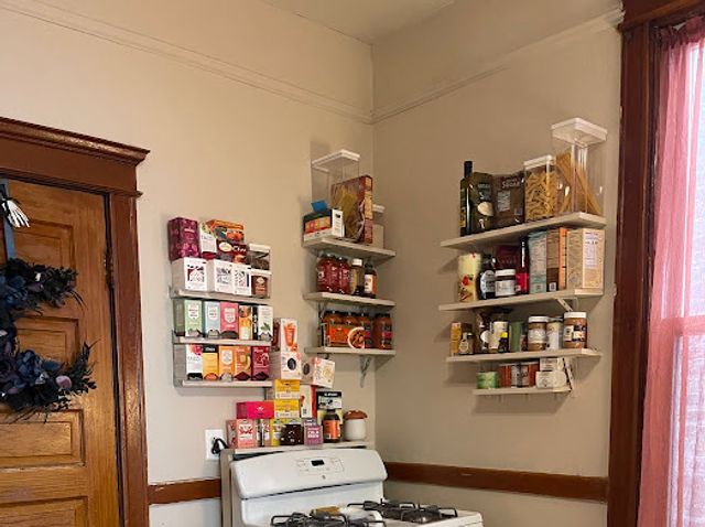 1736 W 19 Street 2F, Chicago, IL 60608