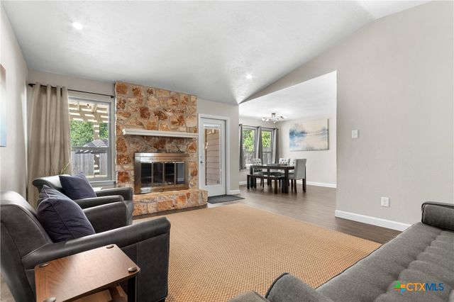 11210 Henge Drive, Austin, TX 78759