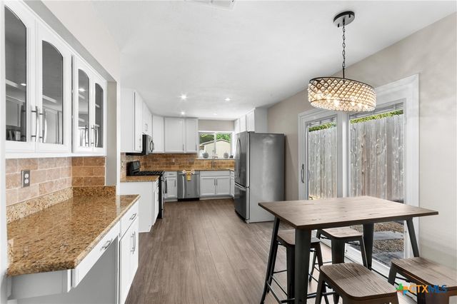 11210 Henge Drive, Austin, TX 78759