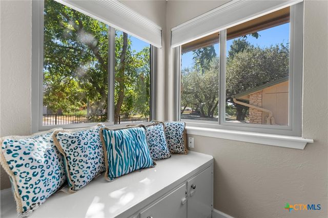 11210 Henge Drive, Austin, TX 78759