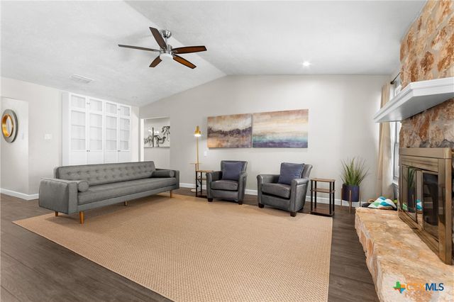 11210 Henge Drive, Austin, TX 78759