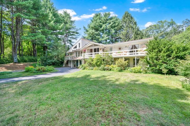 26 Sunrise Drive, Avon, CT 06001